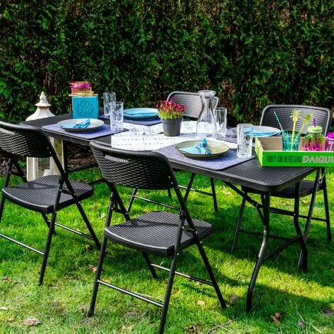 AMANKA Ensemble De Meubles De Jardin Table De 180cm 4 Chaises Pliable Aspect Rotin Noir - Schwarz 2 AMANKA Ensemble De Meubles De Jardin Table De 180cm 4 Chaises Pliable Aspect Rotin Noir - Schwarz – Image 2
